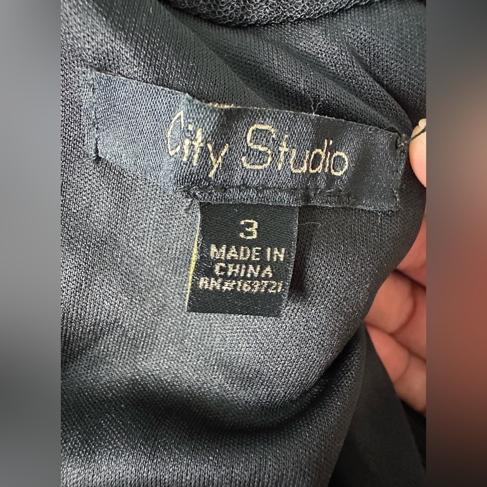 City Studios Juniors Floral-Embroidered Tulle Gown Size 3 - Picture 12 of 16